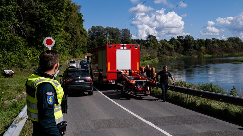  Vilniuje, Neryje, gelbėtojams nepavyko išgelbėti dviejų mažylių