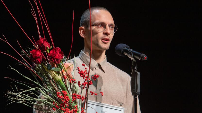 Nacionaliniame Kauno dramos teatre išdalintos „Auksinės teatro rūtos šakelės“