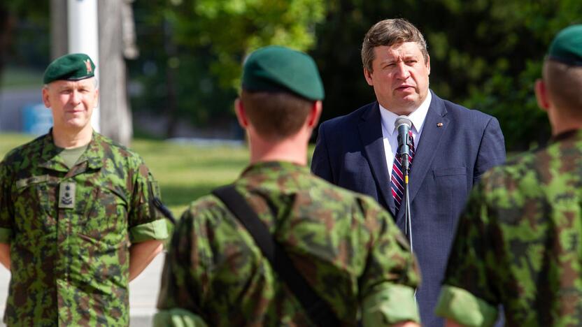 Sausumos pajėgų vado pareigų perdavimo ceremonija