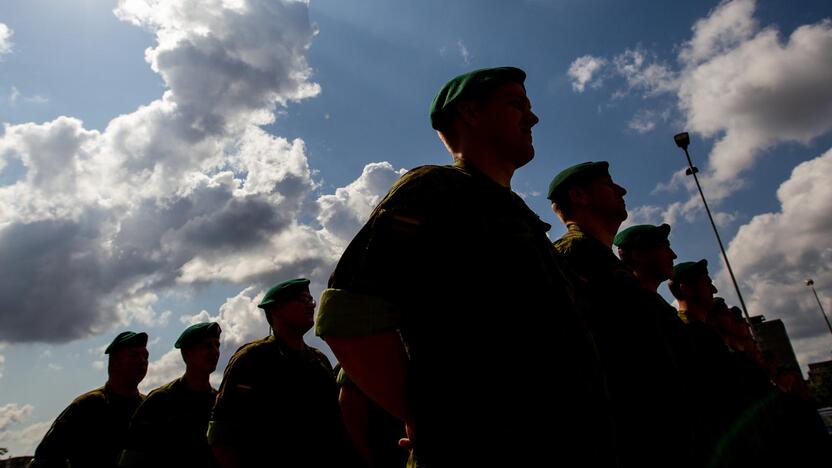 Sausumos pajėgų vado pareigų perdavimo ceremonija