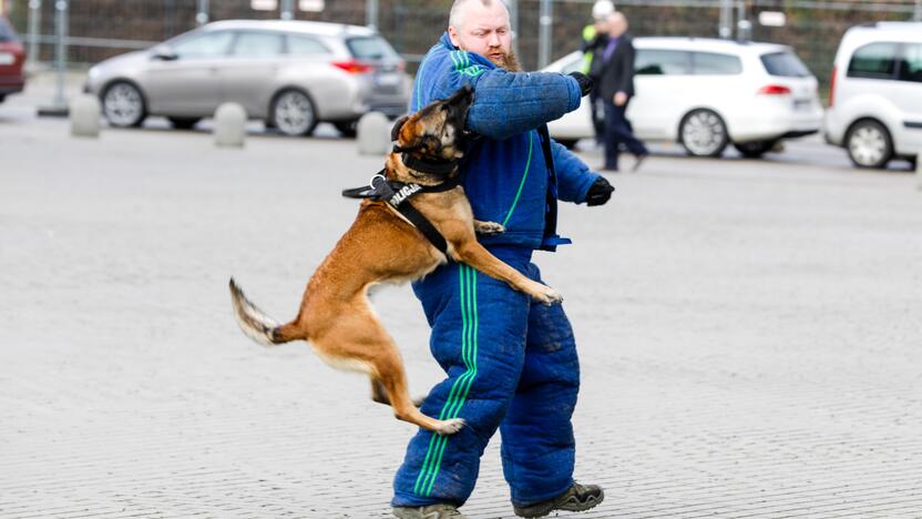 Policijos kinologų daugiakovės pirmenybių apdovanojimai