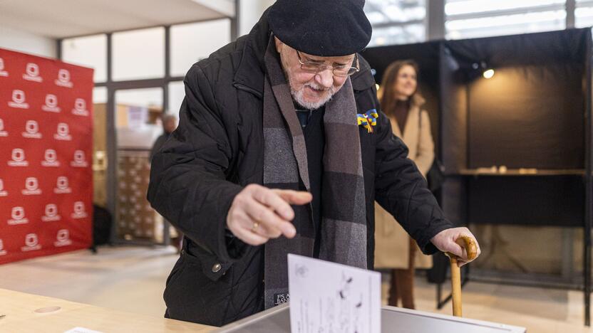 Lietuvoje prasidėjo išankstinis balsavimas savivaldybių tarybų ir merų rinkimuose