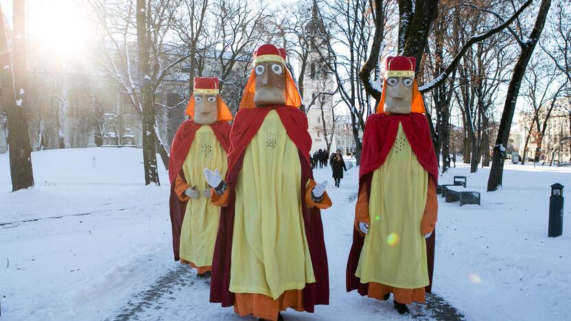 Liaudies meistrams įteikti „Aukso vainikai“