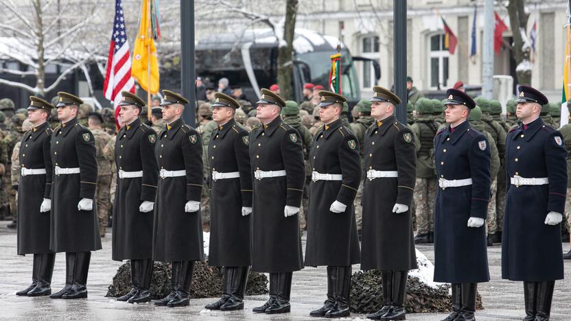 Iškilminga rikiuotė Kariuomenės dienos proga