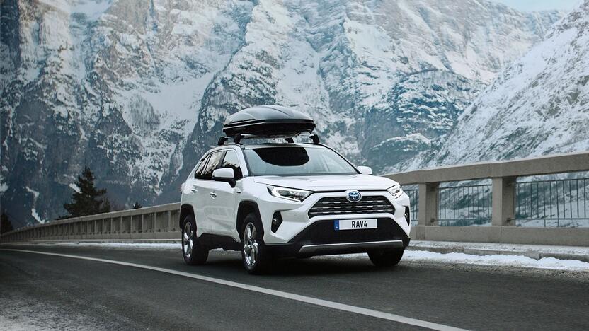 Lyderis: „Toyota RAV4“ – antrąjį šių metų ketvirtį geriausiai parduodamas naujas automobilis Lietuvoje.