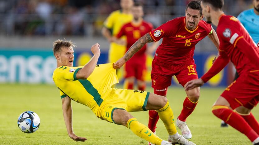 Pažįstami: pirma lietuvių ir juodkalniečių akistata Dariaus ir Girėno stadione – lygiosios 2:2.