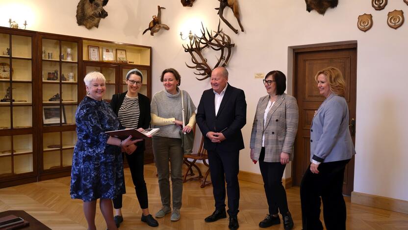 Bendradarbiavimas: susitikimo metu aptartos meno kolektyvų, sportininkų ir moksleivių delegacijų mainų galimybės.