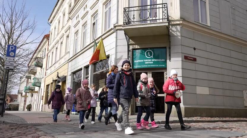 Entuziastai: kai kurie vaikai, itin besidomintys Klaipėdos miesto istorija, „Jaunųjų gidų mokyklėlės“ užsiėmimuose dalyvauja jau ne pirmą kartą.