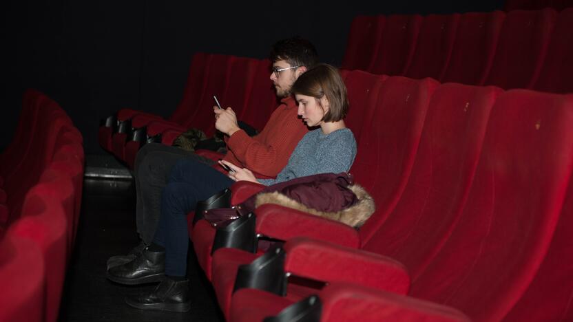 Tendencija: vasarą kino teatre žiūrovų – mažiau.