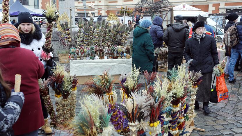 Tradicija: kaip įprastai, Kaziuko mugėje bus galima pamatyti pavasariškų akcentų – įvairiaspalvių verbų