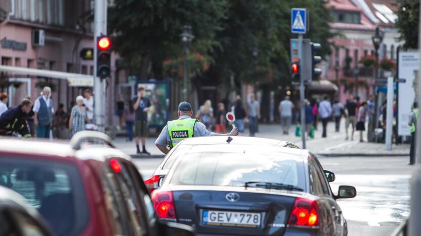 Avarija Savanorių prospekto kalno papėdėje