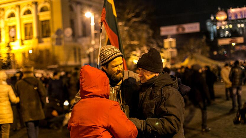 Maidane plevėsuoja ir Lietuvos trispalvė