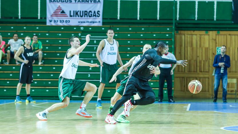 "Žalgiris" S.Butauto taurės finale po dramatiškos kovos nusileido VEF komandai 