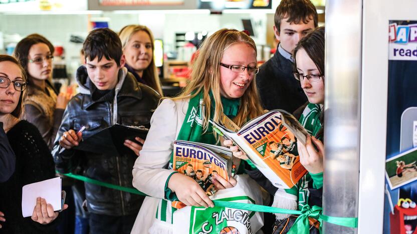 Žalgiriečiai greito maisto restorane McDonald's