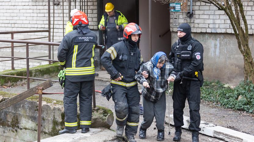 Sprogimas Dzūkų gatvės daugiabutyje