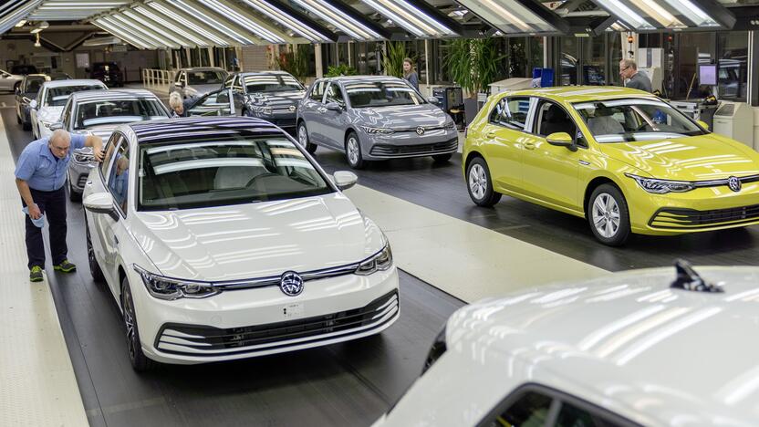 Tendencijos: pernai „Volkswagen“ pardavimai Europoje ir Kinijoje sumažėjo, o Šiaurės Amerikoje – ūgtelėjo,