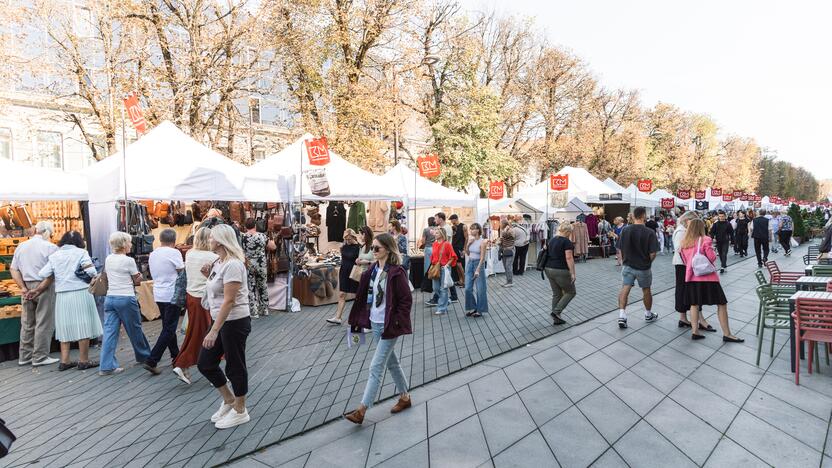 Laisvės alėjoje šurmuliuoja Rudens mugė (2024)