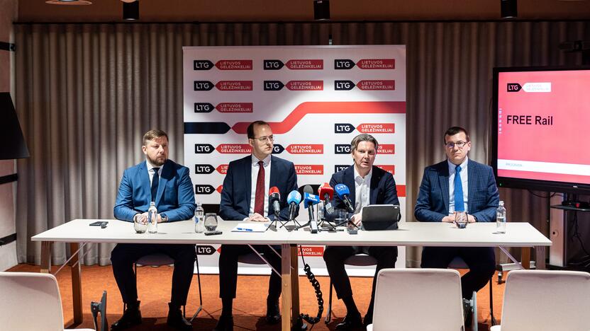 Susisiekimo ministerijos ir „Lietuvos geležinkelių“ spaudos konferencija