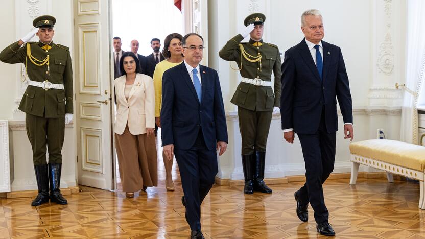 Lietuvoje lankosi Albanijos prezidentas