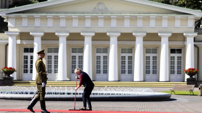 J. Bidenas Vilniuje susitiko su G. Nausėda 