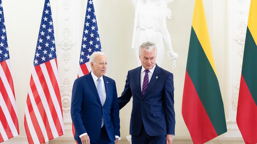 J. Bidenas Vilniuje susitiko su G. Nausėda 