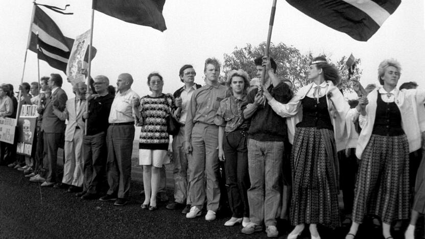 1989 metų rugpjūčio 23-ioji: Baltijos kelias