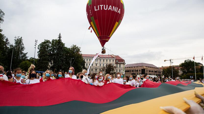 „Laisvės kelio“ dalyviai susirinko nuo Katedros aikštės iki Medininkų memorialo