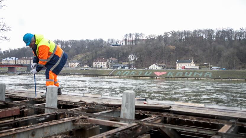 Pradėta tvarkyti kauniečių pamėgta poilsio vieta – amfiteatras