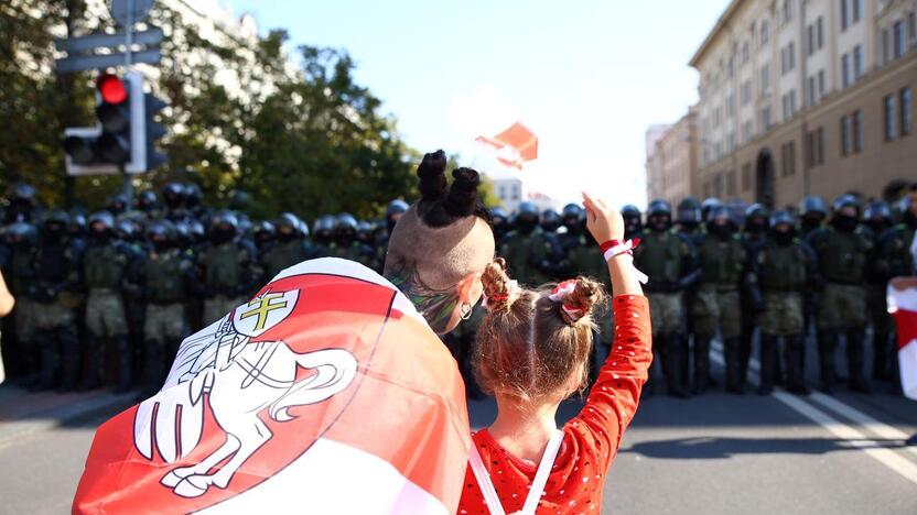 Per A. Lukašenkos gimtadienį – tūkstantinės minios protestas