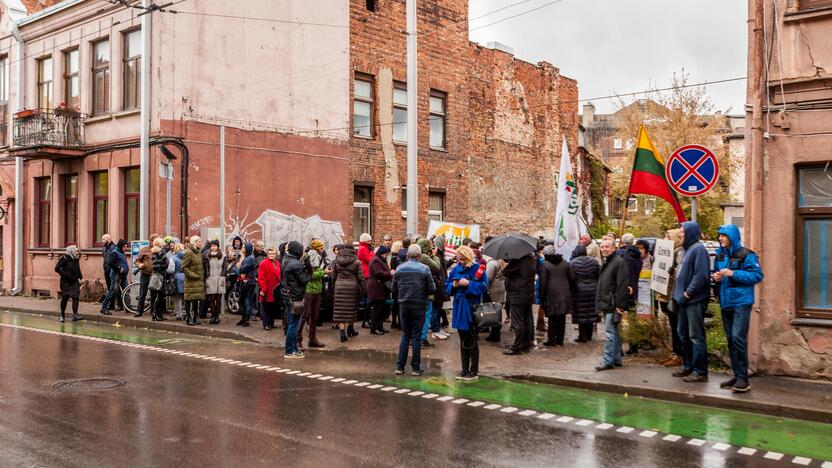 Piketas Kaune dėl atimtų vaikų