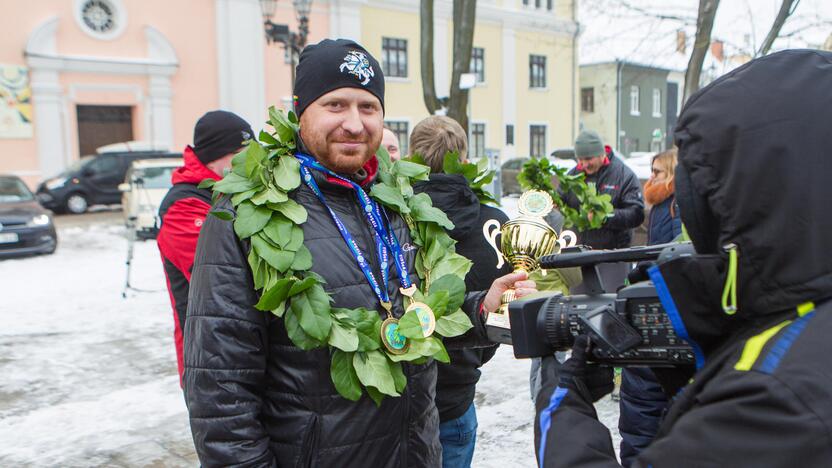 Poledinės žūklės čempionų sutikimas Kaune