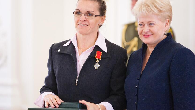 Ramunė Adomaitienė ir Dalia Grybauskaitė.