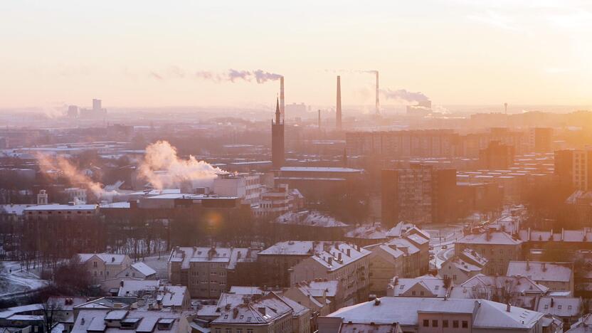 Situacija: remiantis tyrimo rezultatais, iš kelių pramonine veikla besiverčiančių įmonių sklindančių kvapų miesto gyventojai užuosti neturėtų.