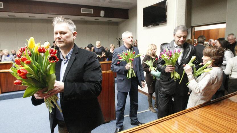 Klaipėdos savivaldybėje dirbančių moterų skaičius šešis kartus viršija jų kolegų vyrų skaičių.