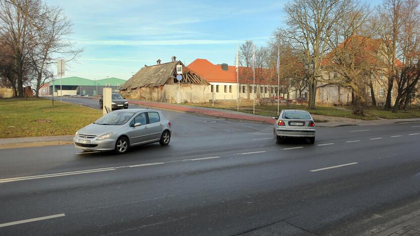 Saugaus eismo komisija uždraudė sukti kairėn iš Liepų gatvės į bevardę gatvę ir atvirkščiai.