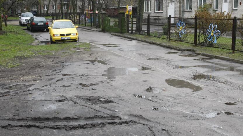 Veiksmai: į maždaug šimtą klaipėdiečių kiemų tiek pietinėje, tiek šiaurinėje miesto dalyse jau greitai įsiverš statybininkai.