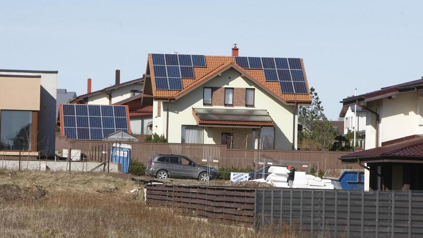 Planai: gyvenamųjų namų ir blokuotų kotedžų gyvenvietėje Mažojoje Kalotėje statomi itin aukšto energinio naudingumo klasės namai.