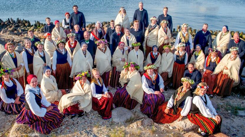 Balsai: tarp festivalio svečių – ir mišrus choras „Līvzeme“ iš Latvijos.