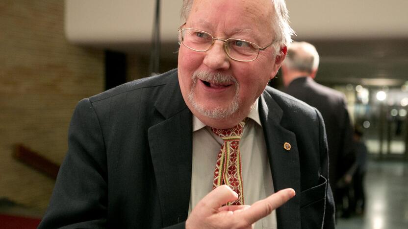 V. Landsbergis