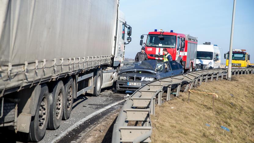 Tragiška avarija ant Garliavos viaduko