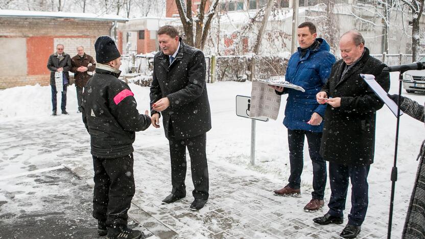 Naujai įrengti socialiniai būstai Bubiuose perduodami gyventojams