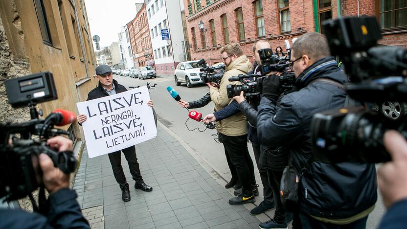 N. Venckienė atvesdinta į Kauno apylinkės teismą