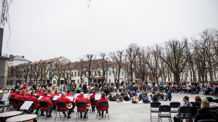 Kultūros ir taikos valanda prie Vytauto Didžiojo paminklo