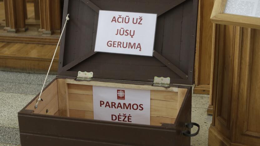 Akcija: ištisus metus Klaipėdos Marijos Taikos Karalienės bažnyčioje renkama parama vargstantiems.