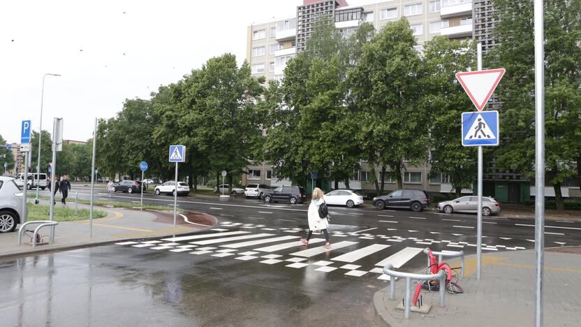 Pokytis: Statybininkų prospekte matyti pokyčiai – sutvarkytos gatvės, atsirado ir daugiau automobilių stovėjimo vietų.