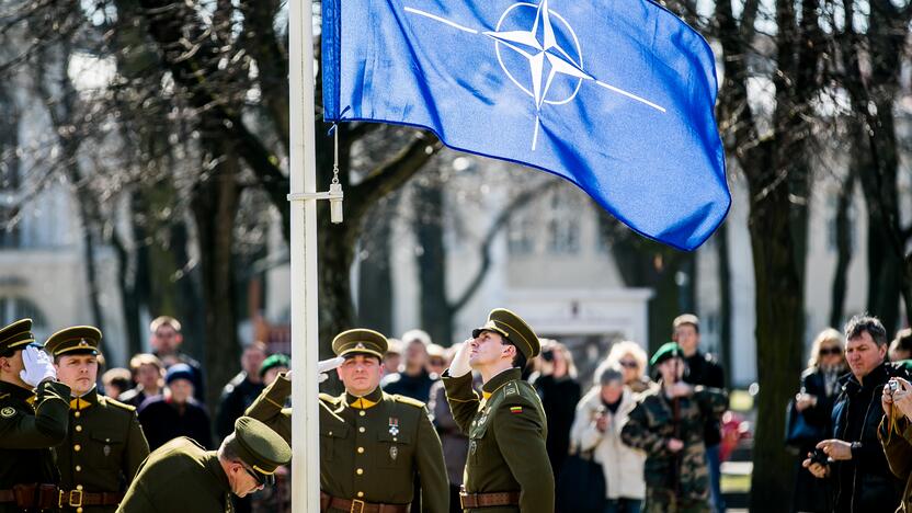 Realybė: Lietuva iš tiesų turėtų skirti daugiau nuoširdesnių pastangų pateisinti buvimą NATO bloke.