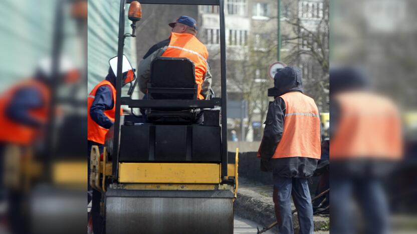 Planai: asfaltas bus klojamas pabaigus visus kitus gatvės atnaujinimo darbus.