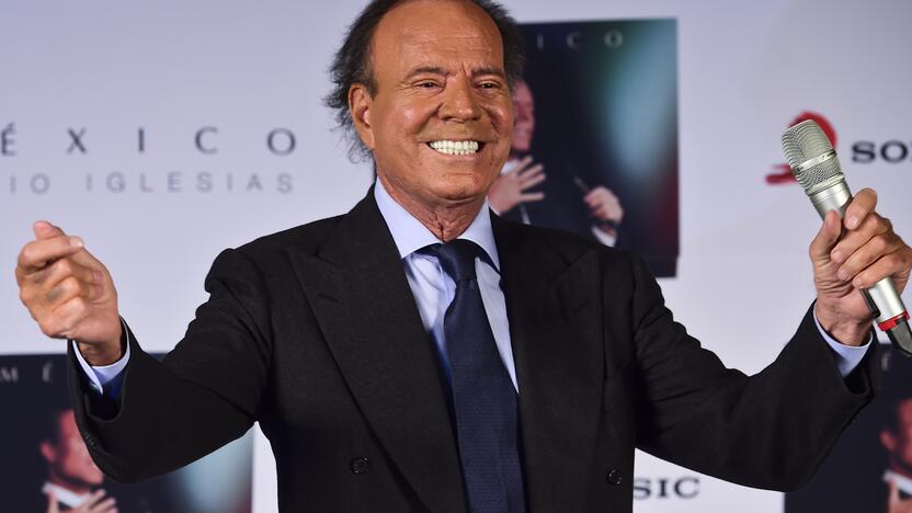 Julio Iglesias