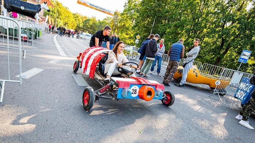 Pasiruošimas „Red Bull muilinių lenktynėms“