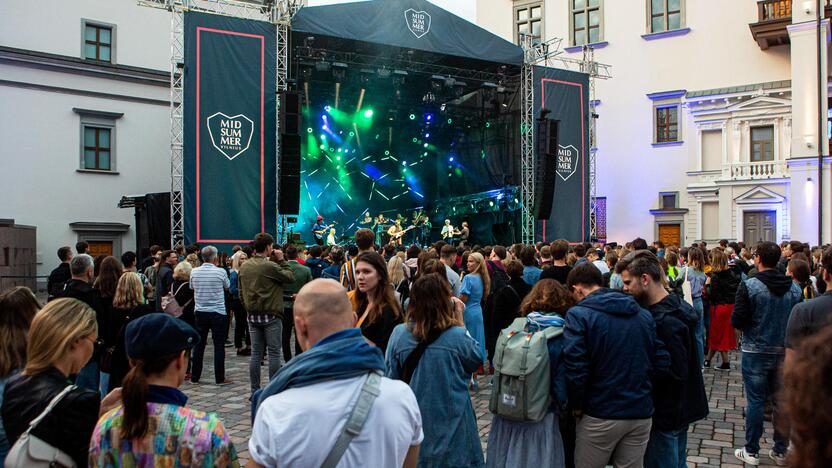 Grupės „Garbanotas“ koncertas festivalyje „Midsummer Vilnius“